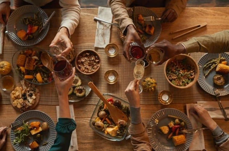 Tips for Hosting a Dinner Party for Your Book Club